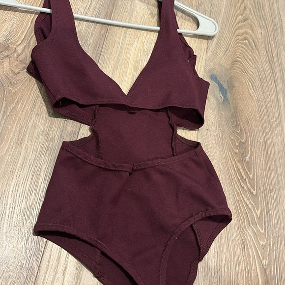 NBD Stormi Bodysuit - Picture 9 of 9